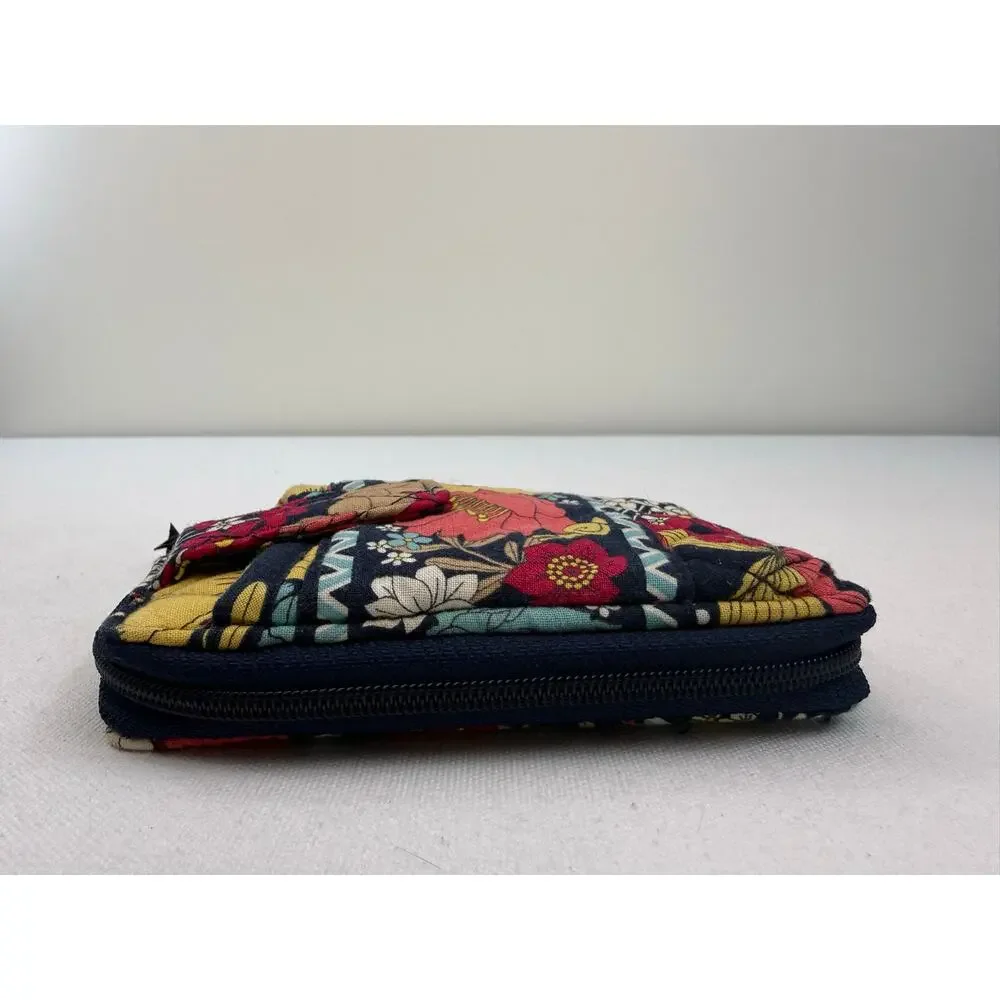 Vera Bradley Happy Snails All In One Wristlet Wallet - Picture 8 of 8